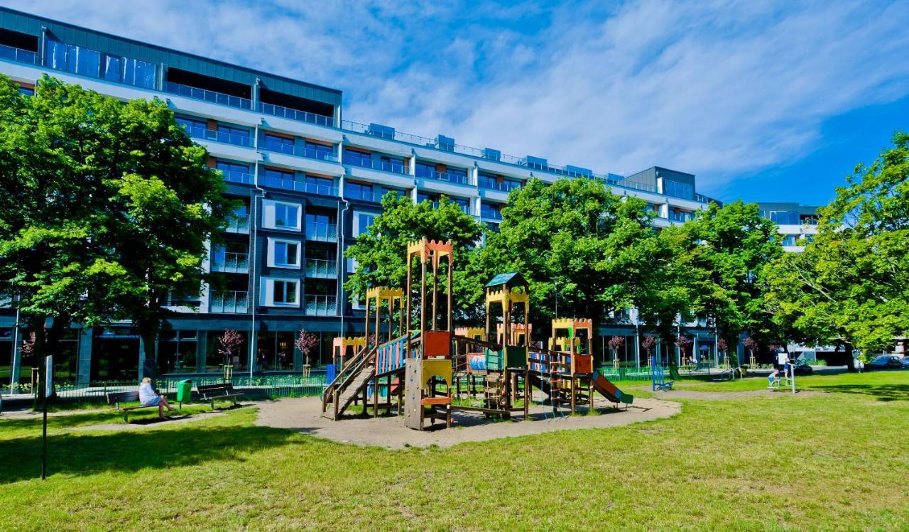 Porty B103 Nadmorskie Tarasy Pool Sauna Parking Kolobrzeg Ngoại thất bức ảnh